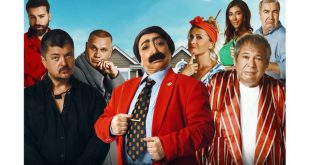 "EMLAKÇIYI BEKLERKEN" OYUNU İZMİR'DE VE DENİZLİ'DE SEYİRCİYLE BULUŞUYOR!